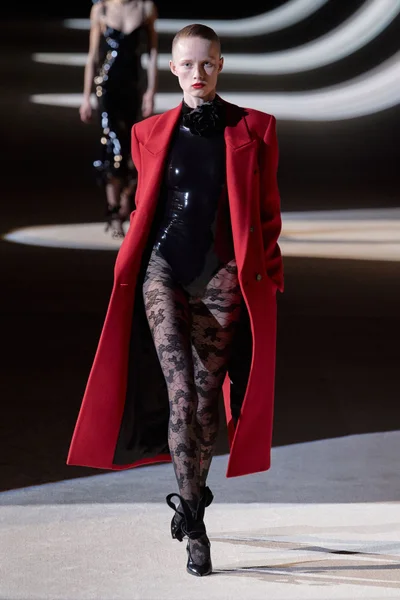 Look 39
